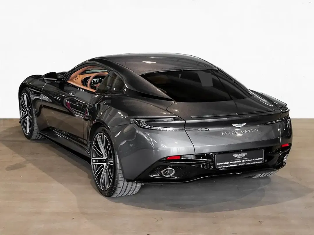 Aston Martin DB12 - Thumbnail 15