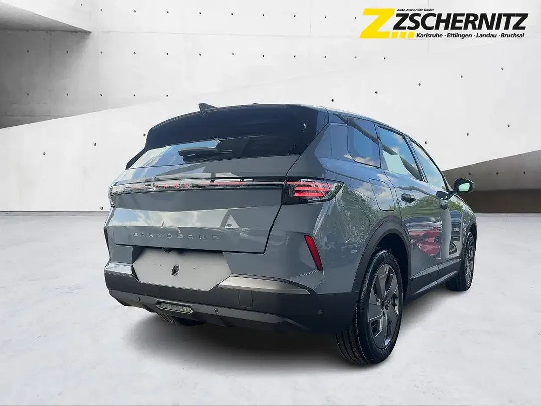 Opel Grandland - Thumbnail 4