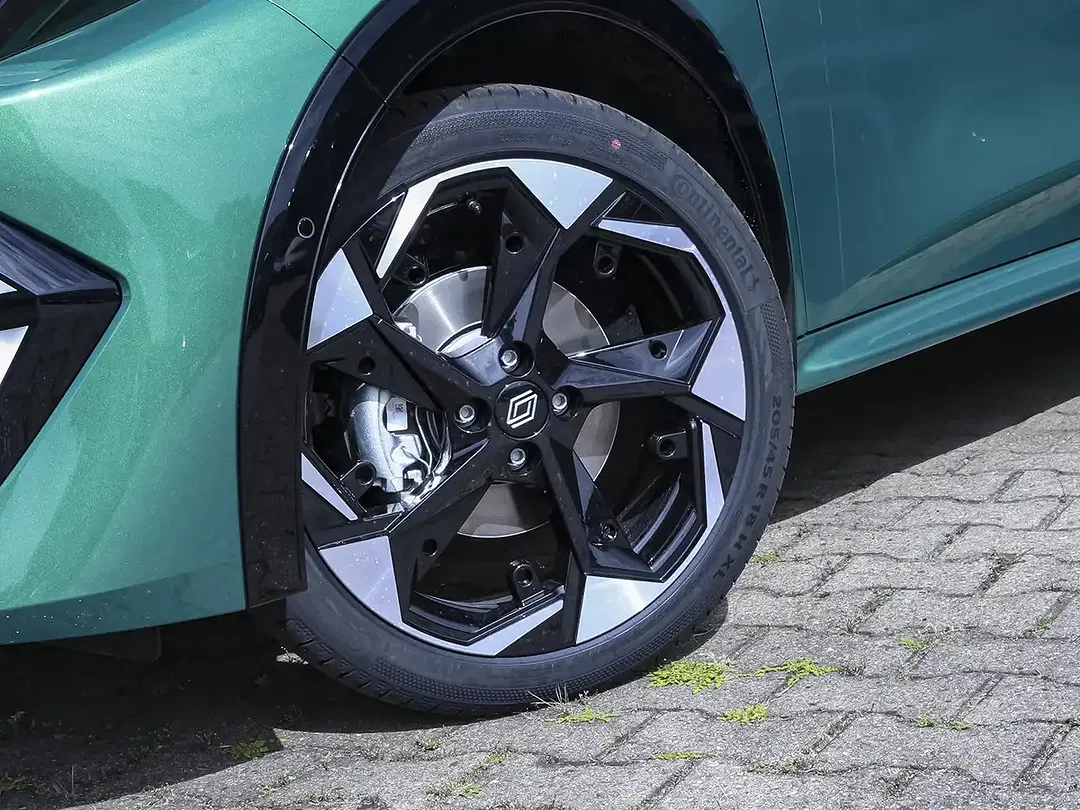 Renault Clio - Thumbnail 10