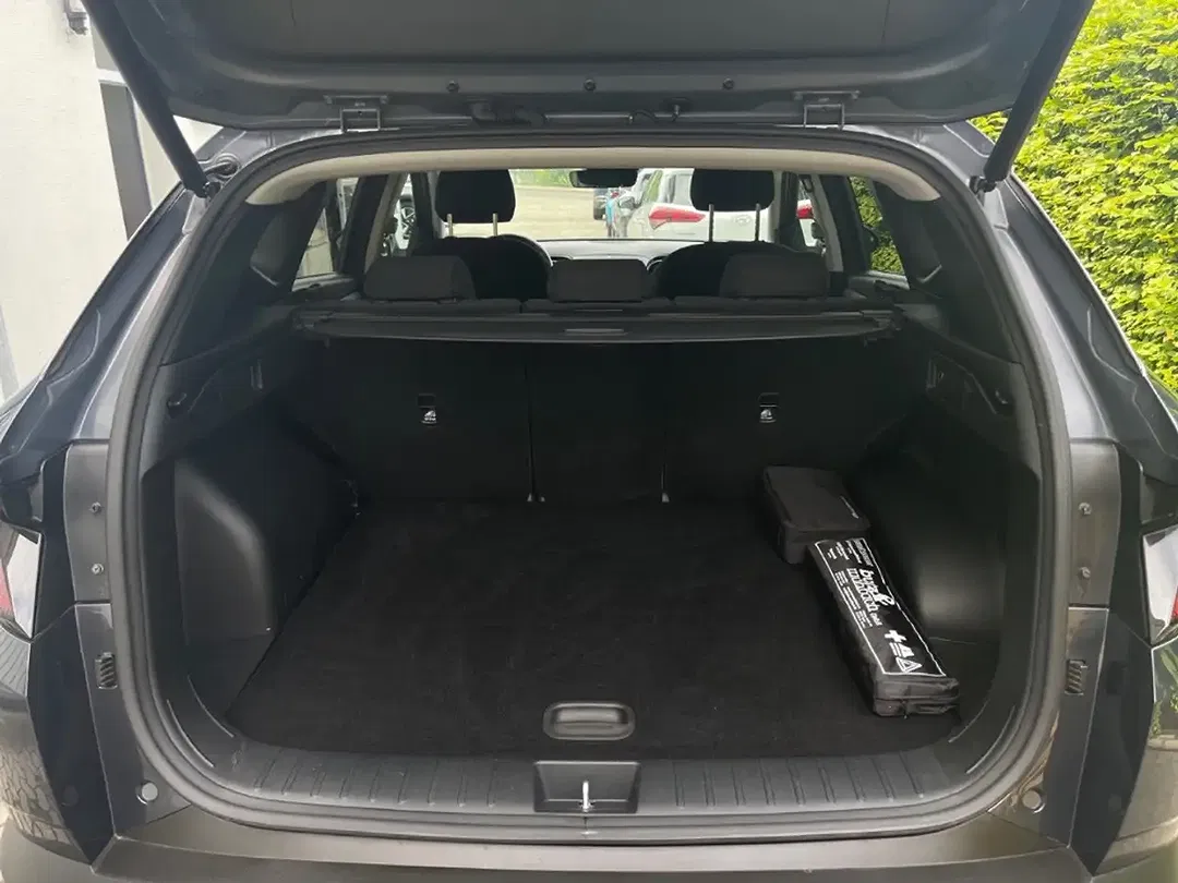 Hyundai TUCSON - Thumbnail 13
