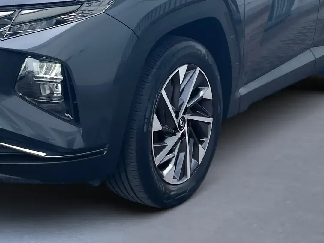 Hyundai TUCSON - Thumbnail 7