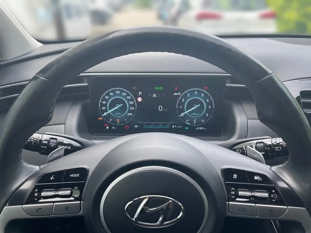 Hyundai TUCSON - Thumbnail 9