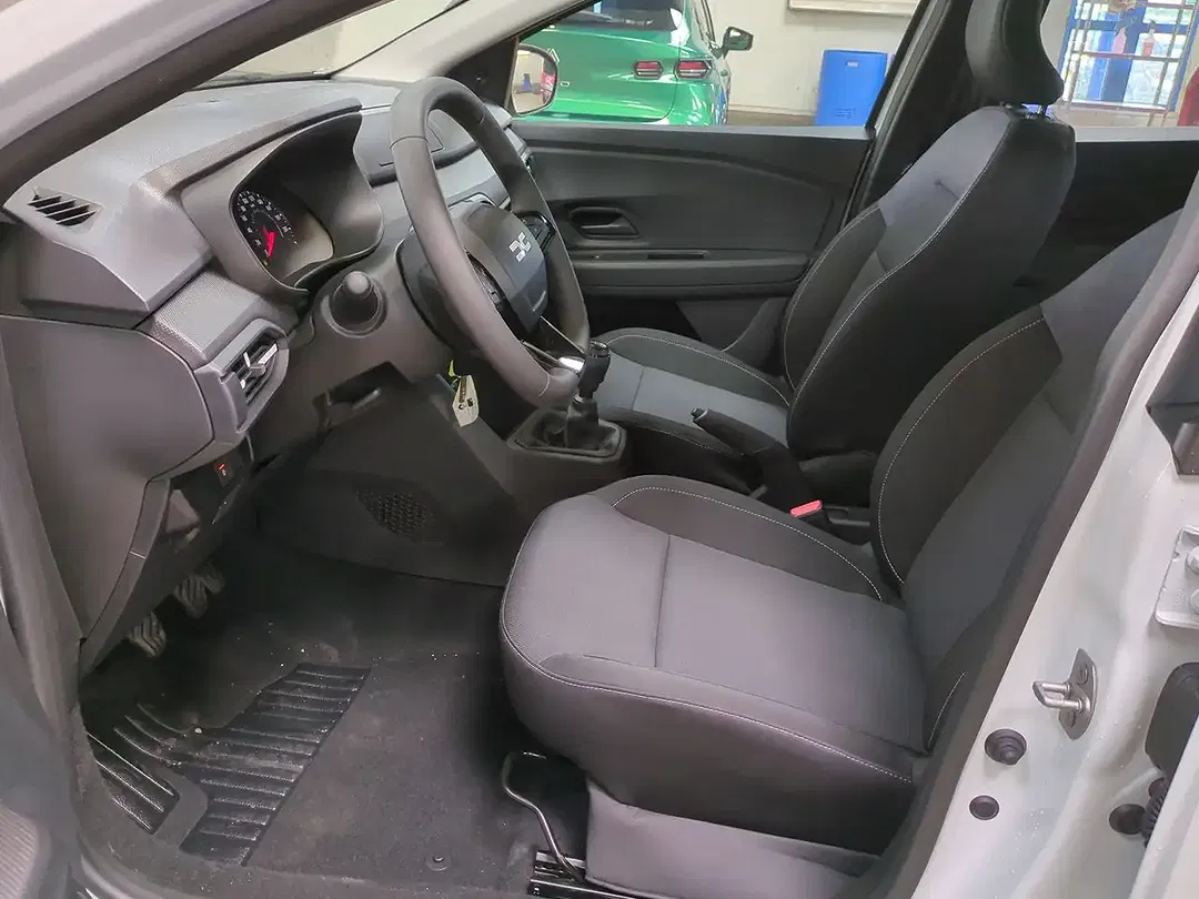 Dacia Sandero - Thumbnail 12
