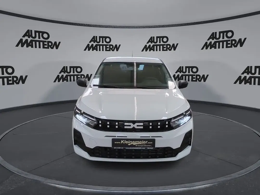 Dacia Sandero - Thumbnail 3