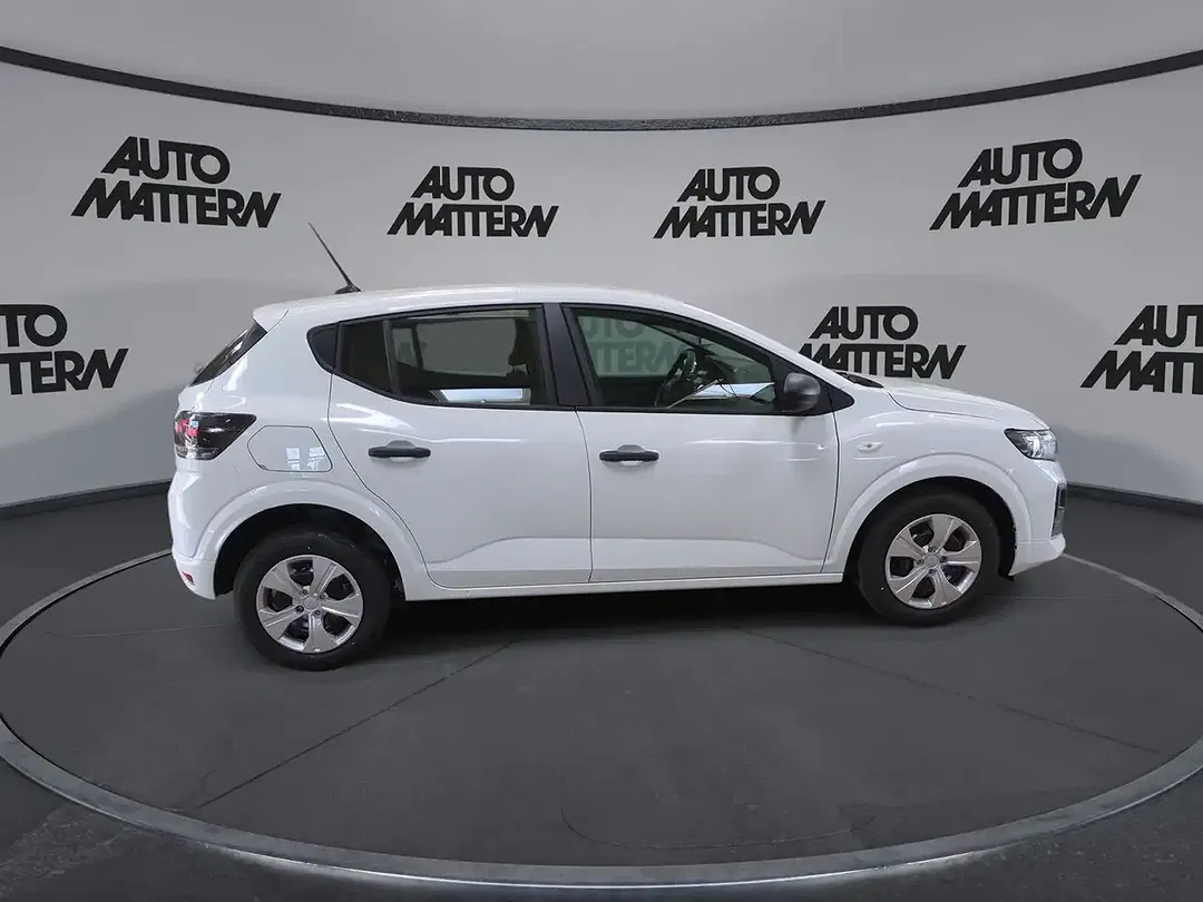 Dacia Sandero - Thumbnail 9