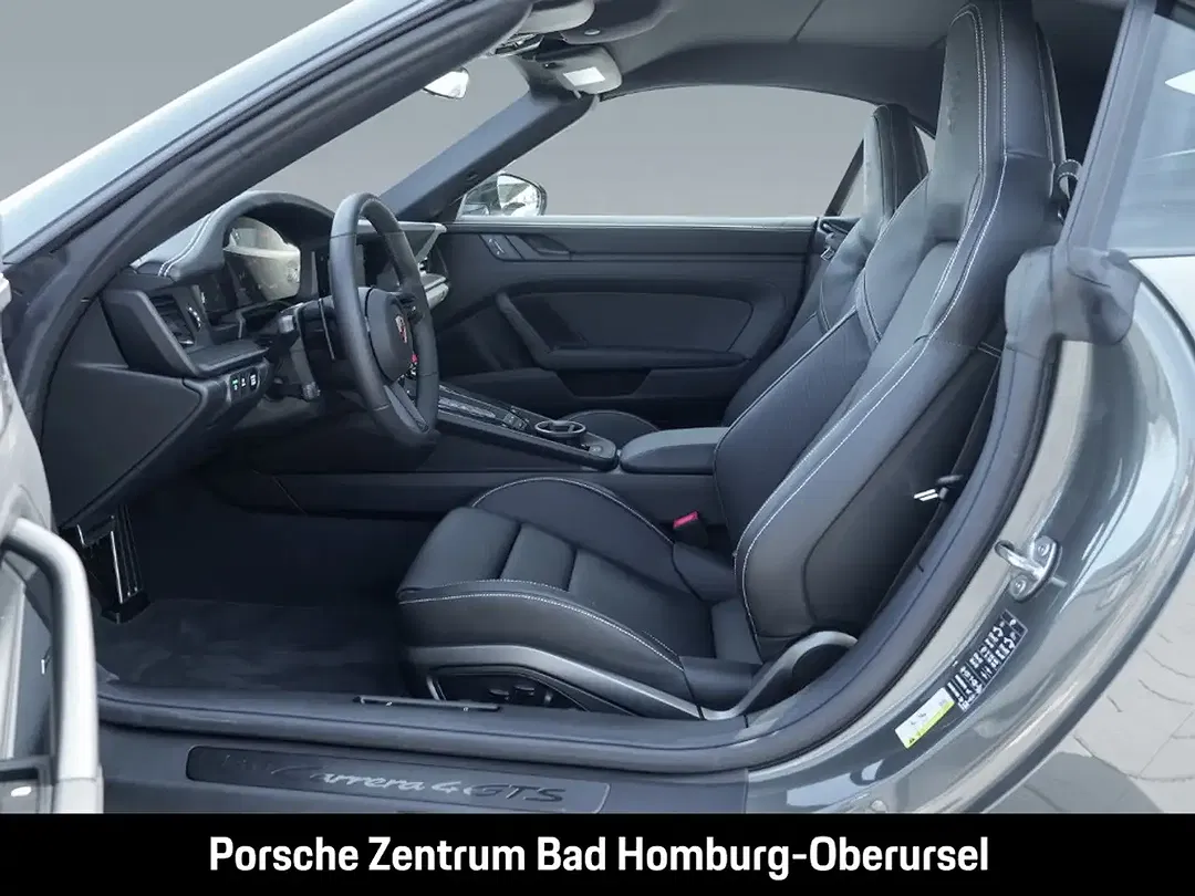 Porsche 992 - Thumbnail 10