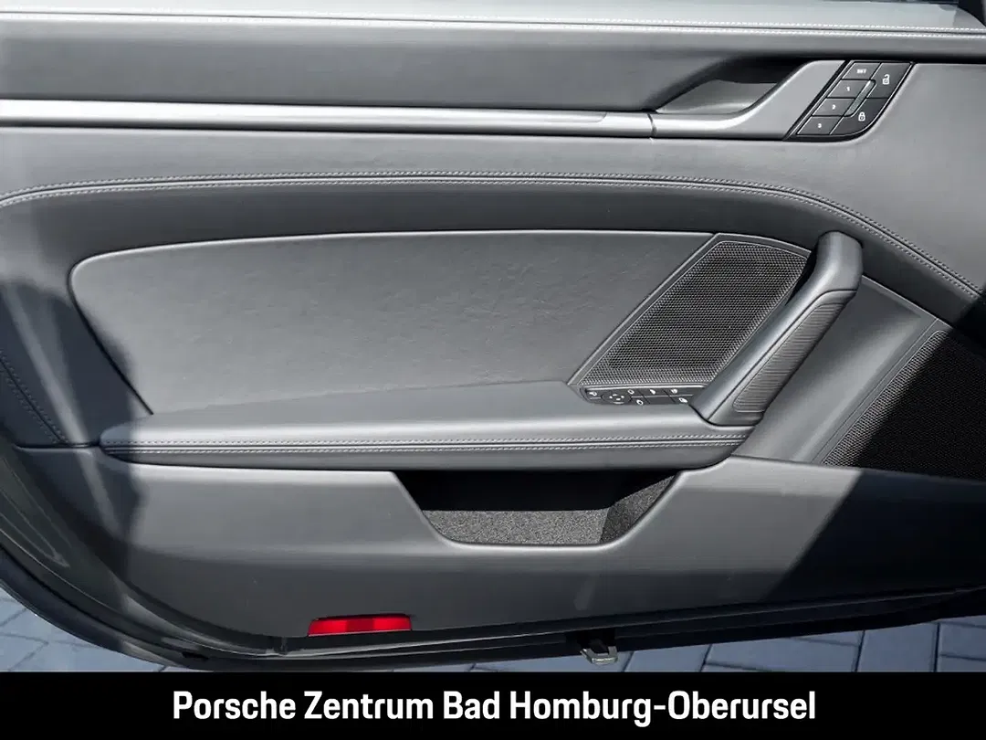 Porsche 992 - Thumbnail 13