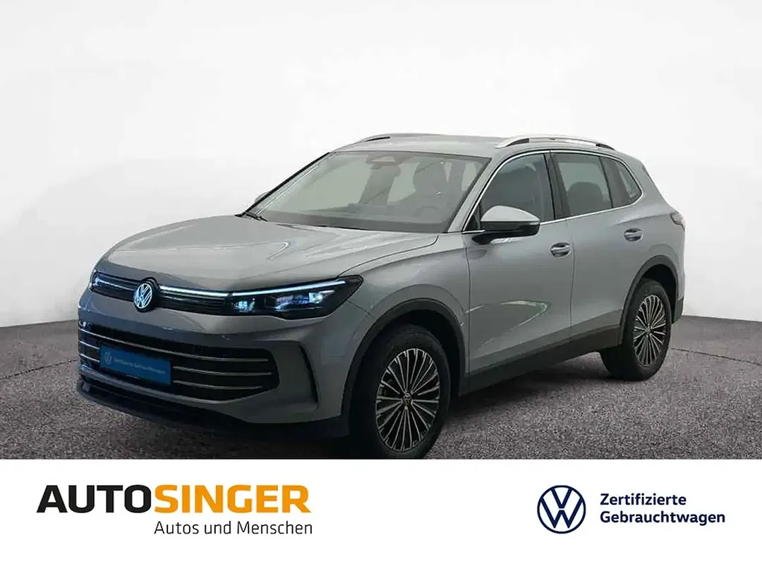 Volkswagen Tiguan - Thumbnail 1