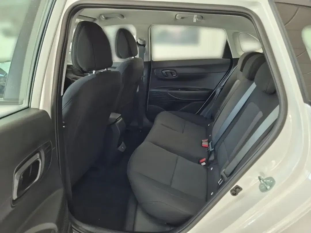 Hyundai i20 - Thumbnail 11