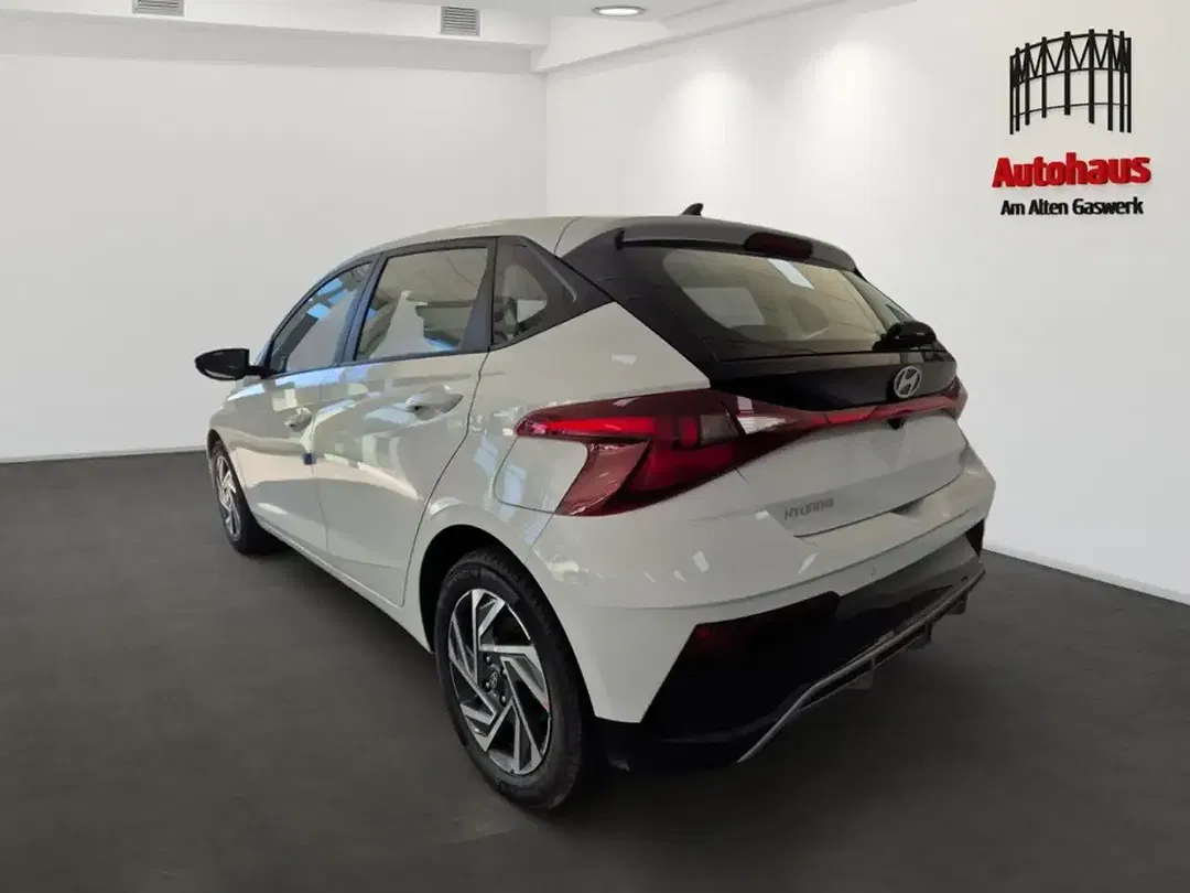 Hyundai i20 - Thumbnail 4