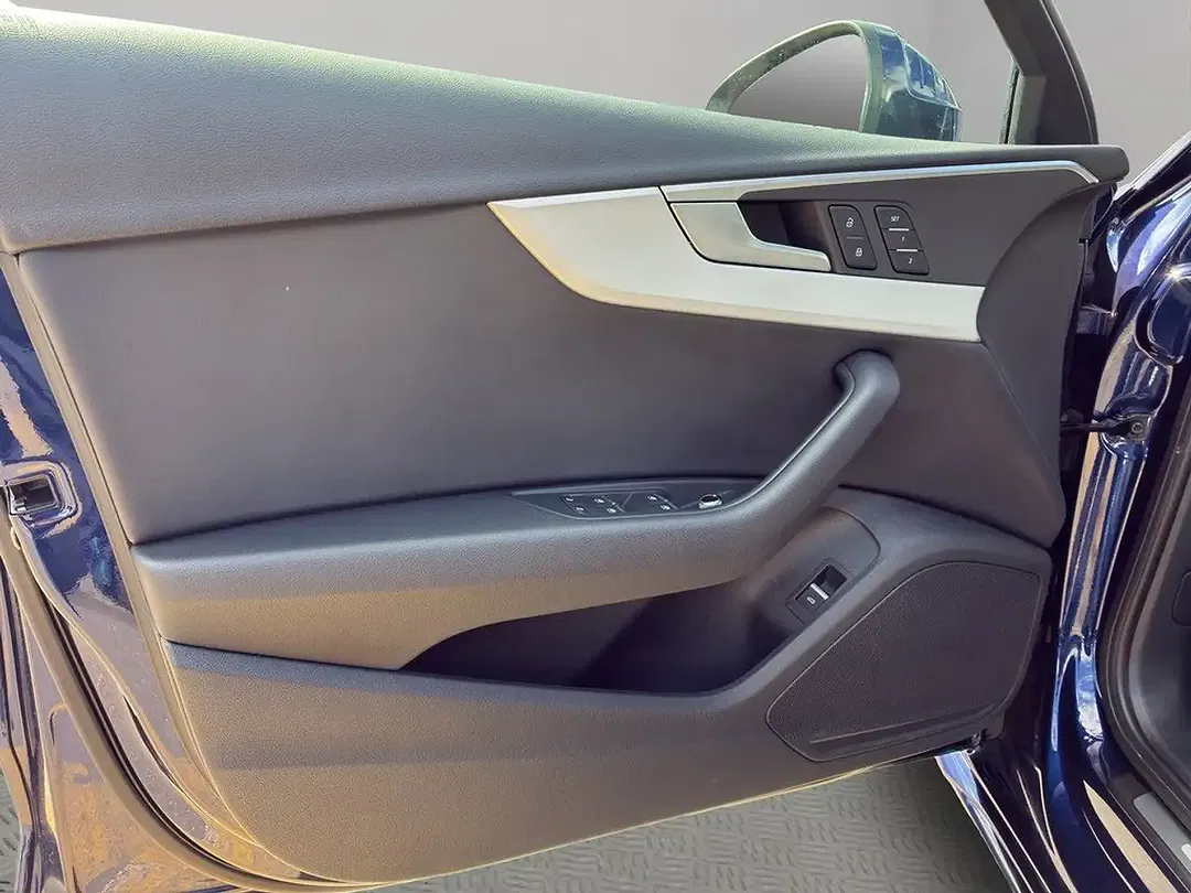 Audi A4 - Thumbnail 10