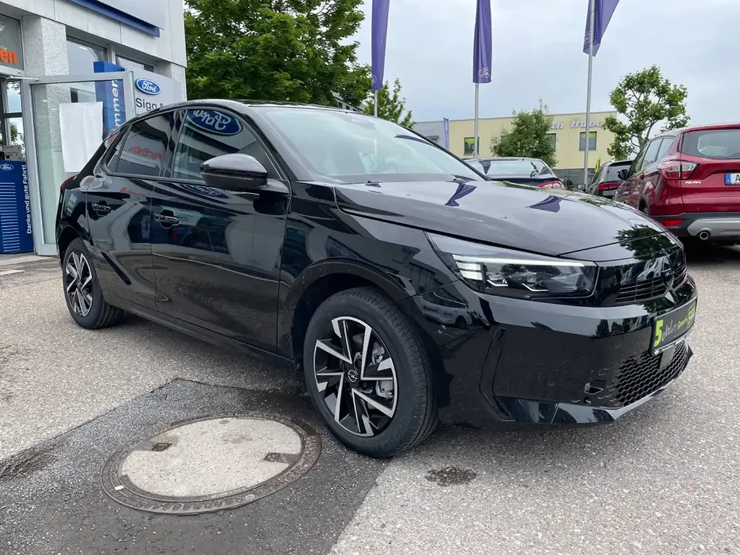 Opel Corsa - Thumbnail 1