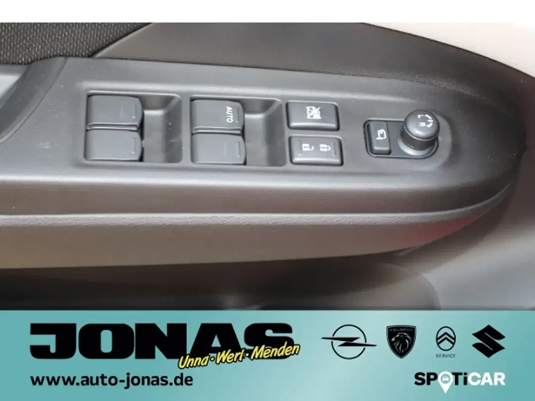 Suzuki Swift - Thumbnail 13