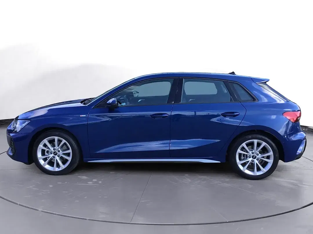 Audi A3 - Thumbnail 3