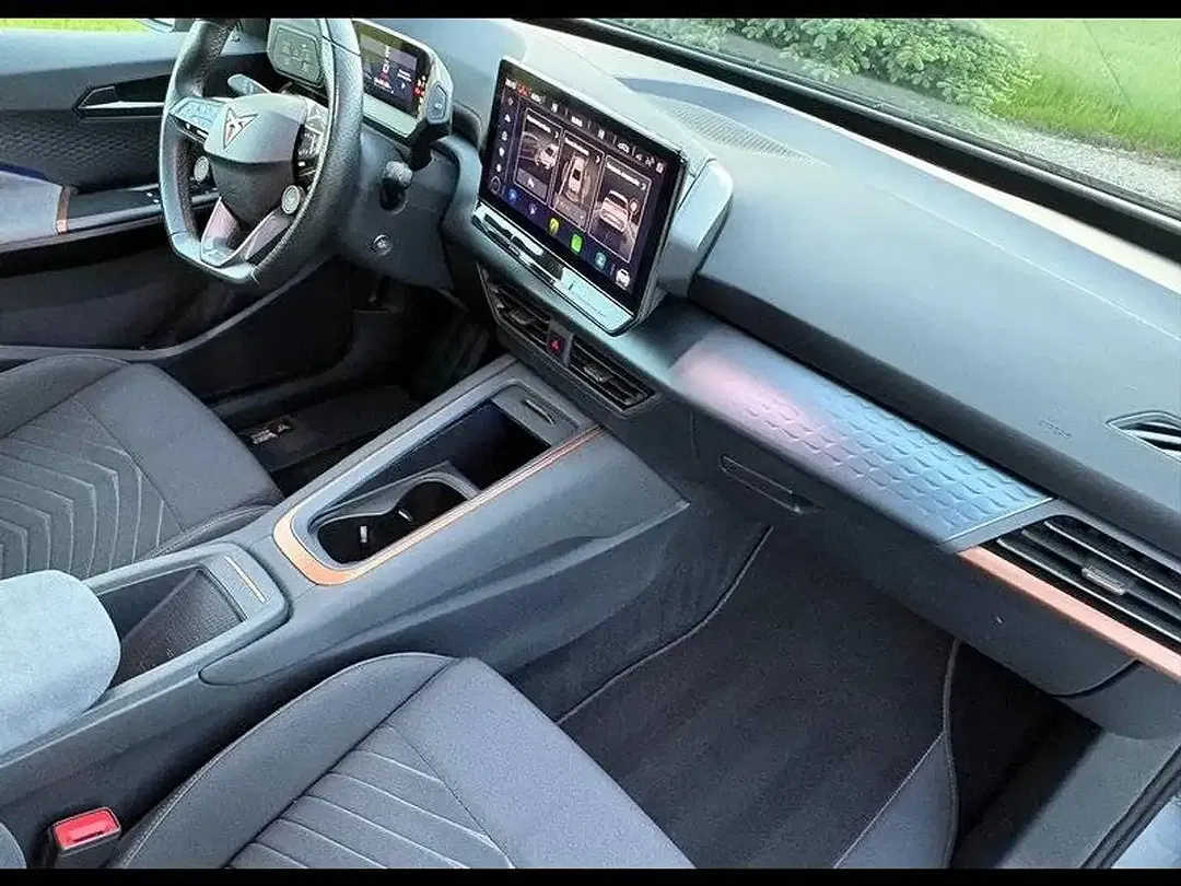 CUPRA Born - Thumbnail 13