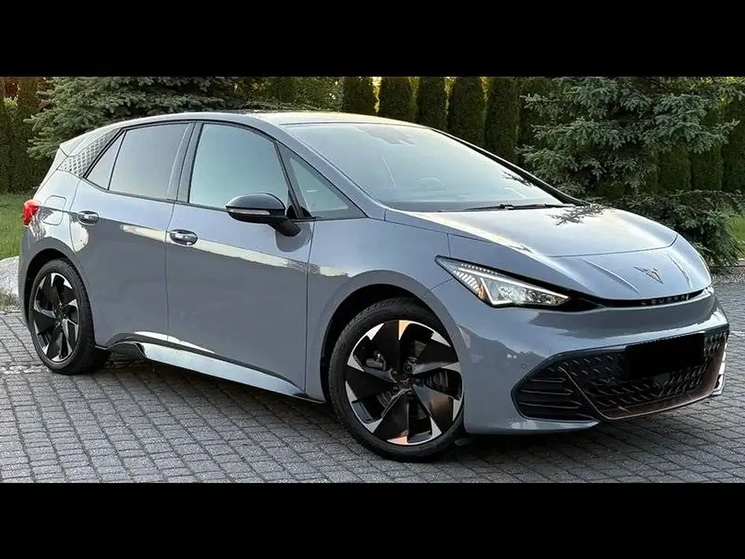 CUPRA Born - Thumbnail 2