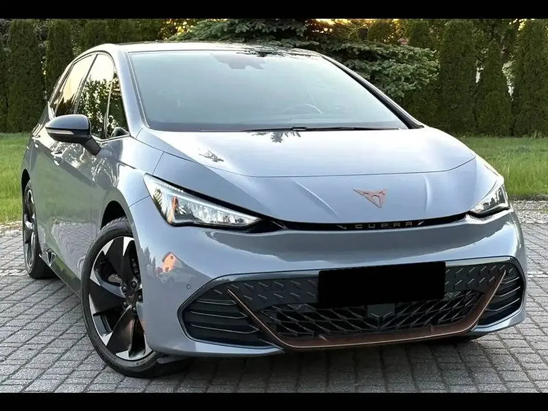CUPRA Born - Thumbnail 3