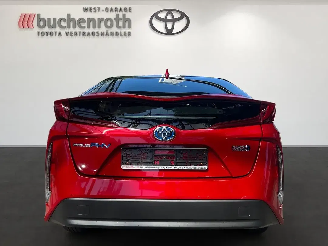 Toyota Prius - Thumbnail 6