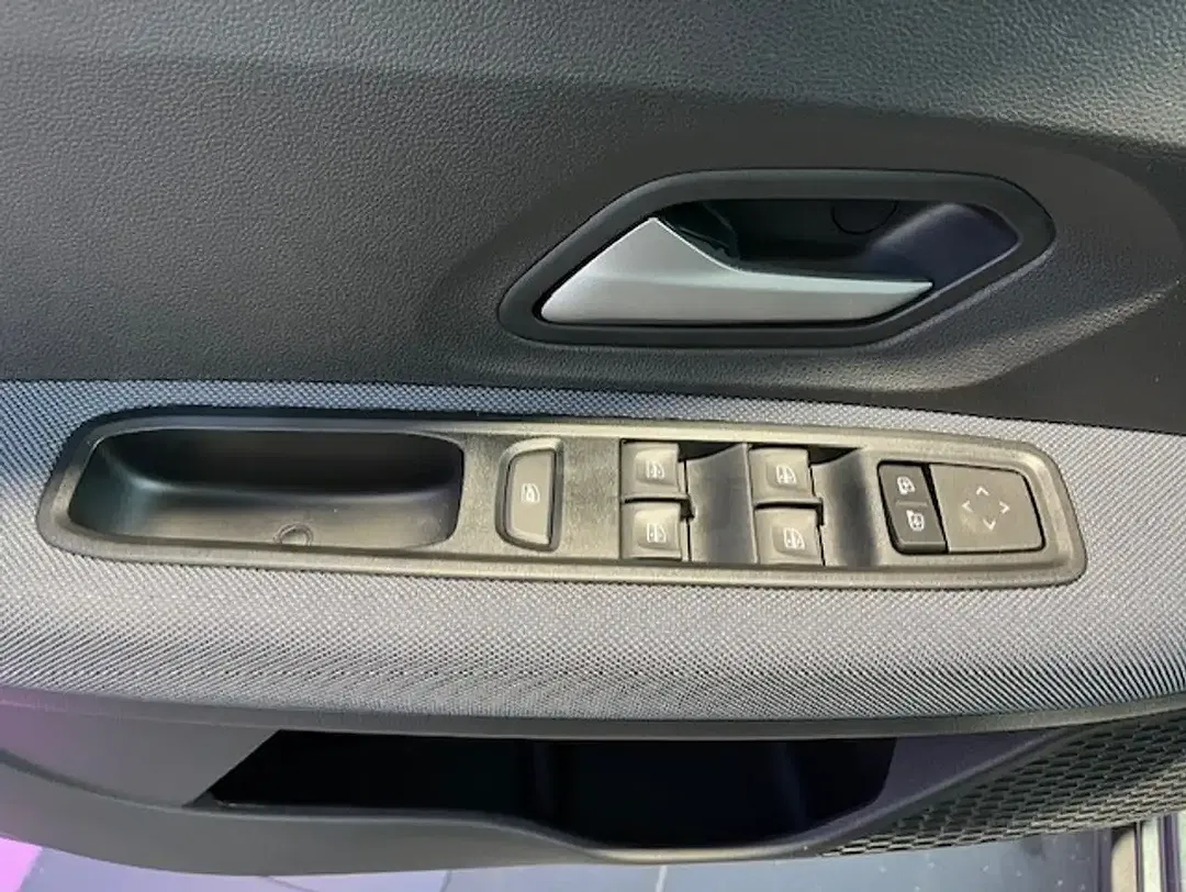 Dacia Sandero - Thumbnail 10