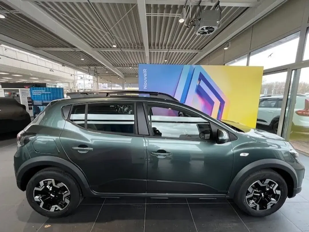 Dacia Sandero - Thumbnail 4