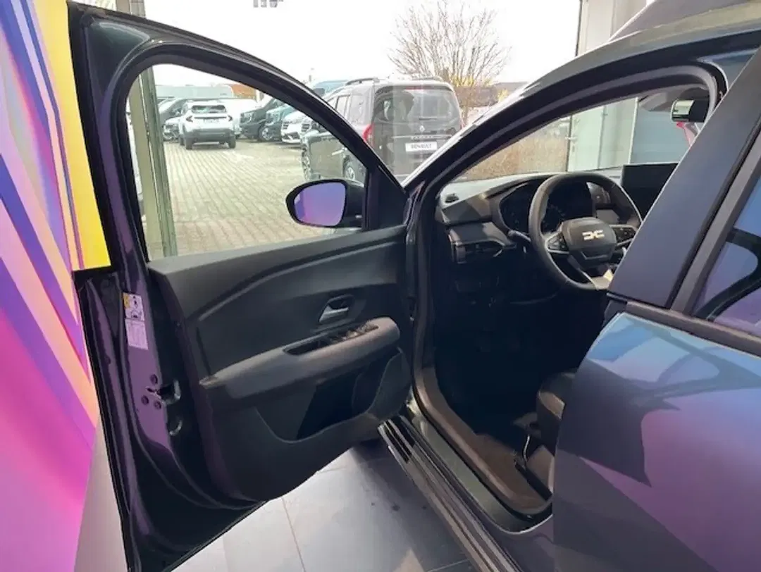 Dacia Sandero - Thumbnail 8
