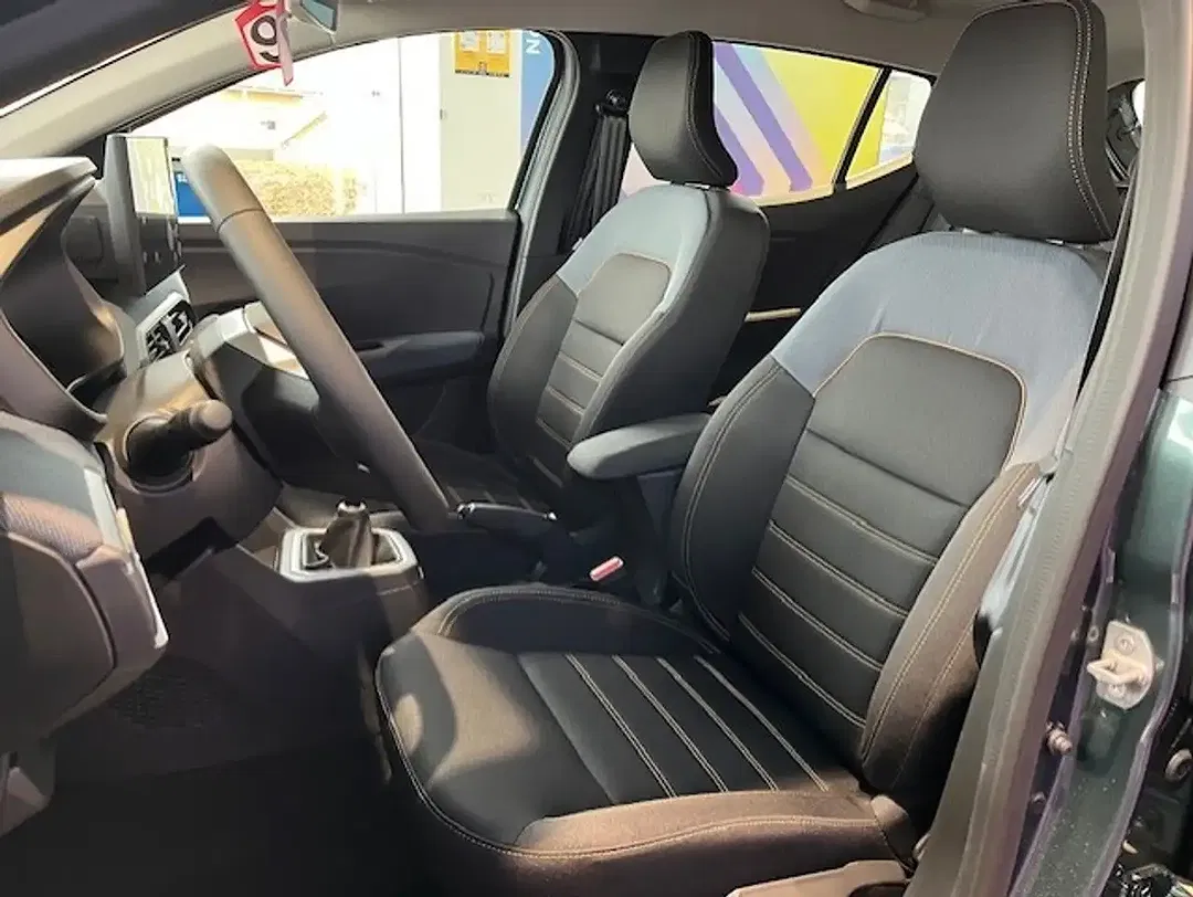 Dacia Sandero - Thumbnail 9