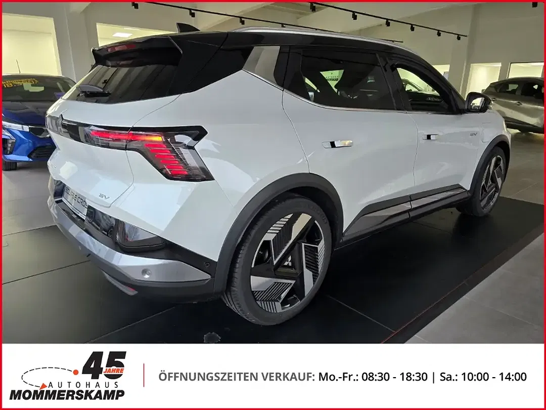 Mitsubishi Eclipse Cross - Thumbnail 3