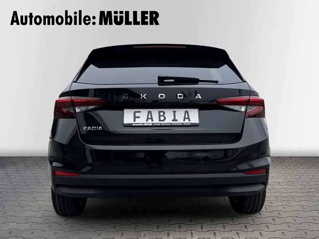 Skoda Fabia - Thumbnail 5