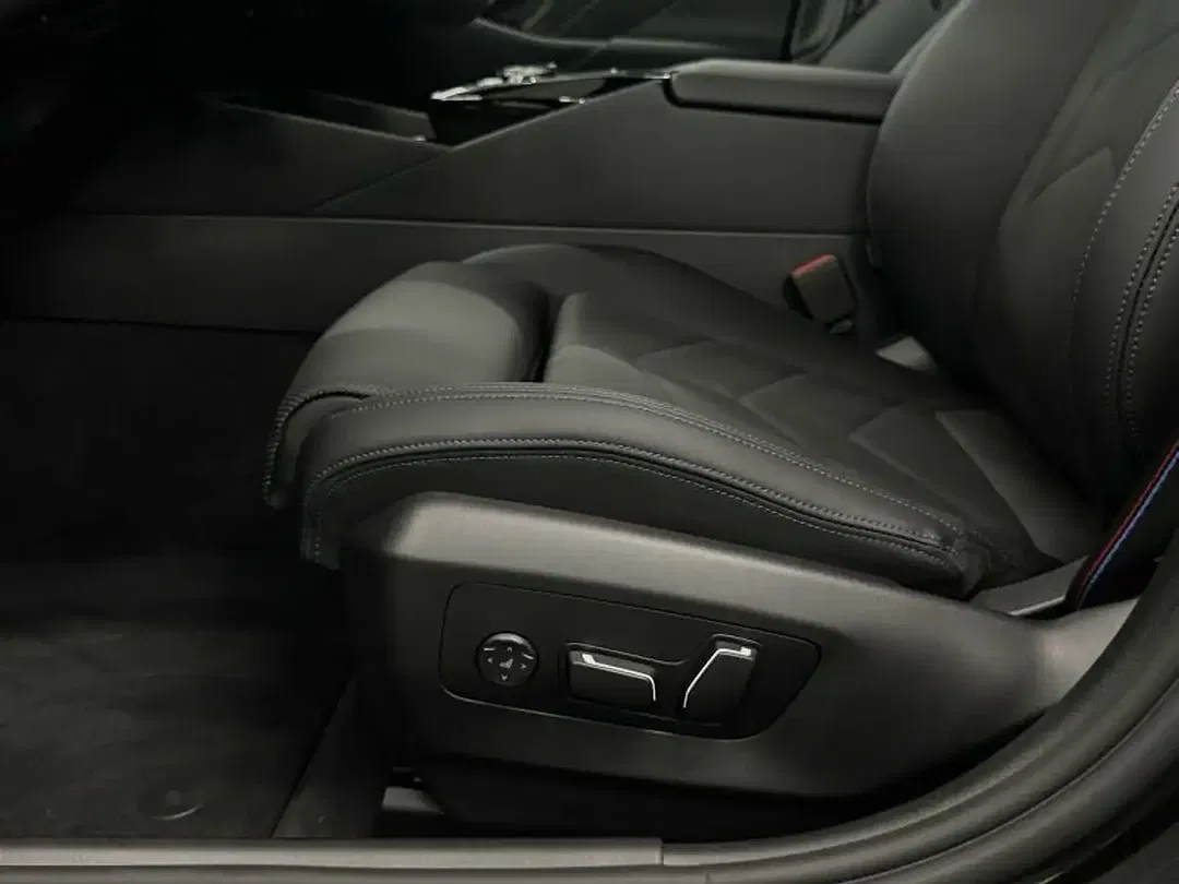 BMW 520 - Thumbnail 11