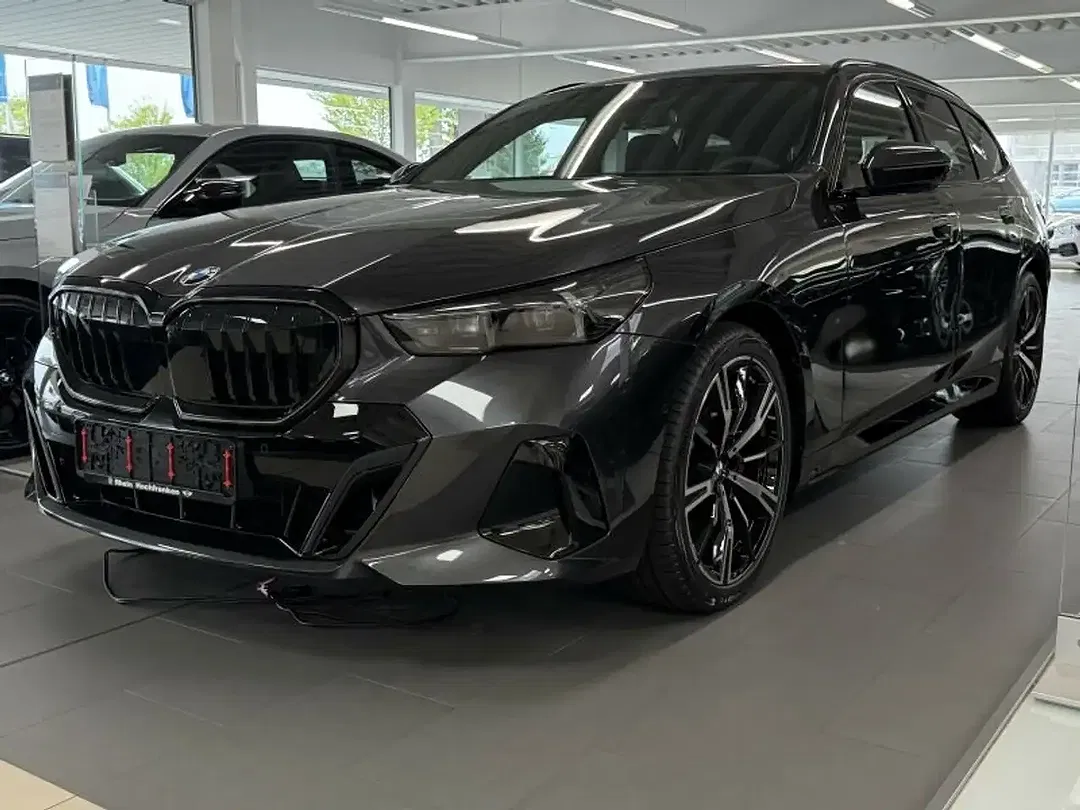 BMW 520 - Thumbnail 1