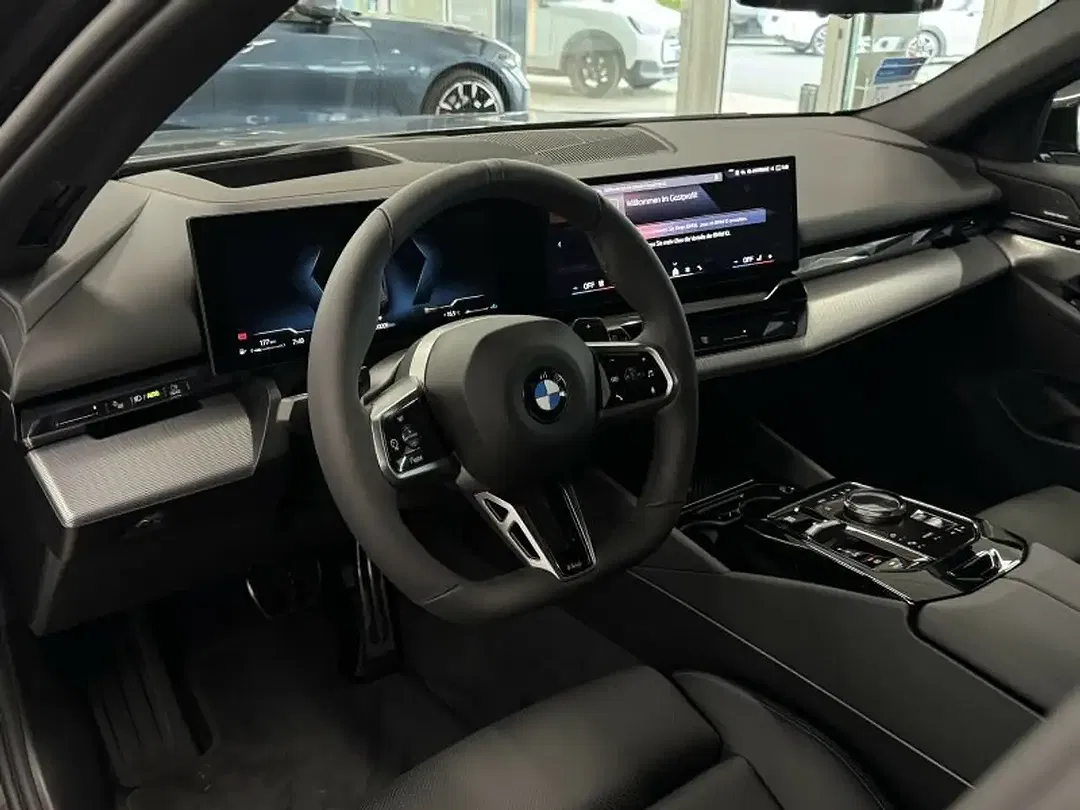 BMW 520 - Thumbnail 7