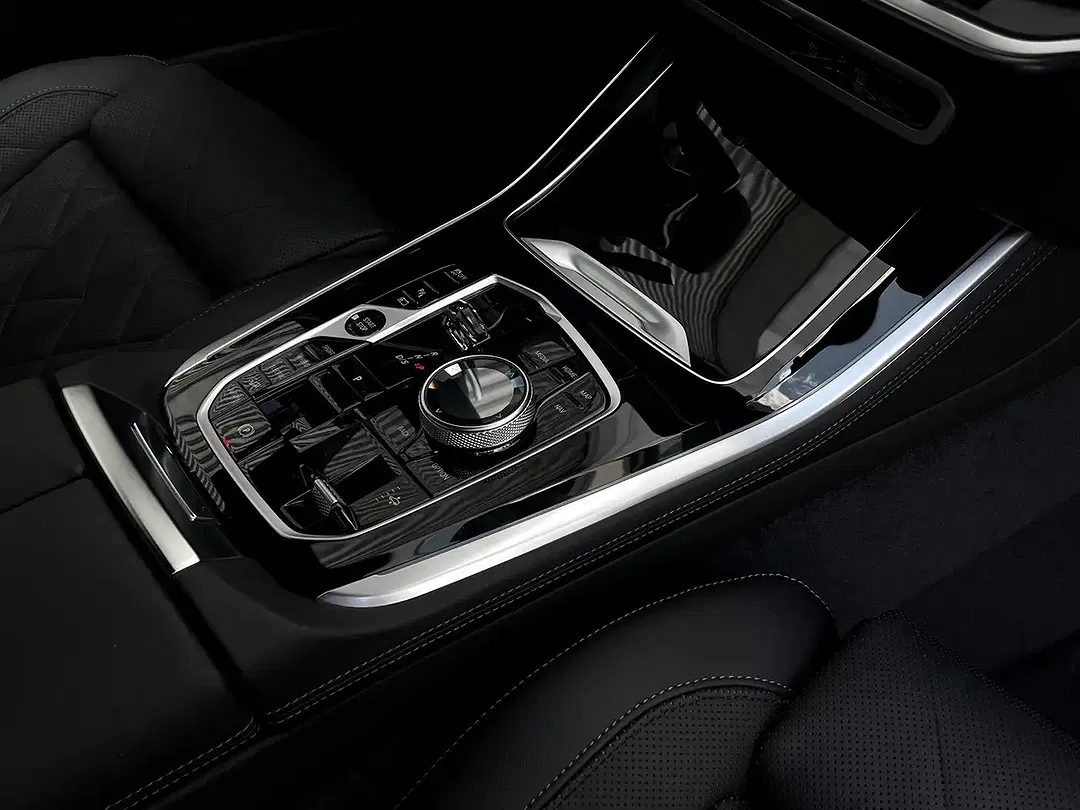 BMW X5 - Thumbnail 10