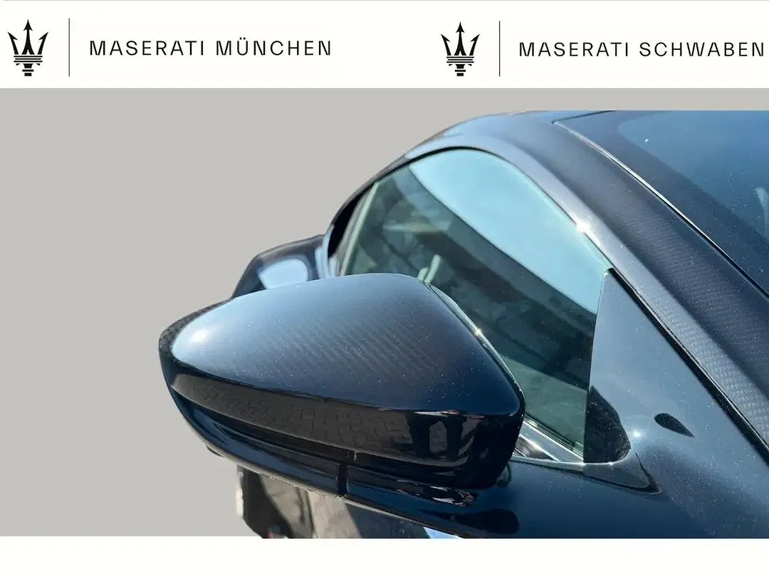 Aston Martin DBS - Thumbnail 14
