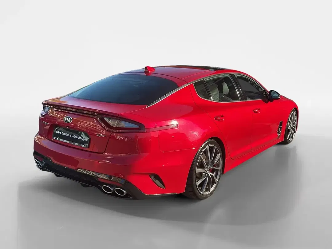 Kia Stinger - Thumbnail 5