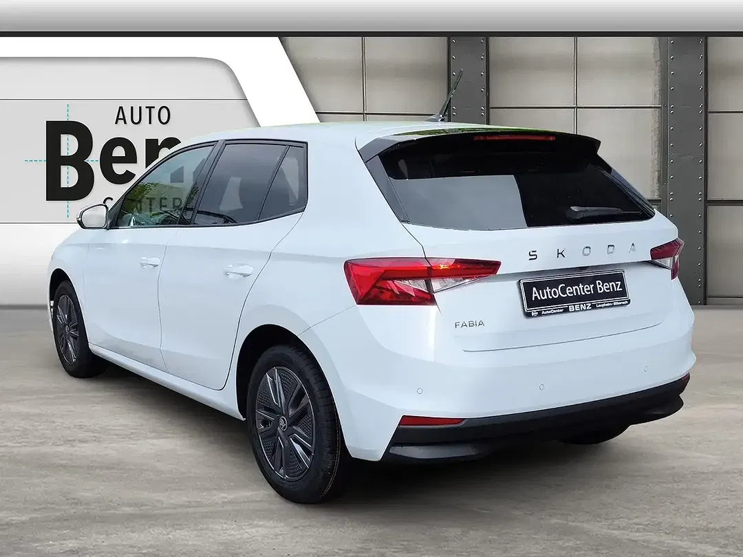 Skoda Fabia - Thumbnail 3
