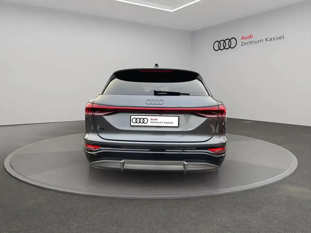 Audi Q6 e-tron - Thumbnail 5