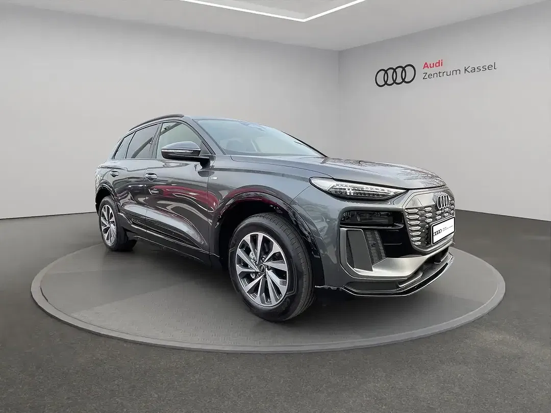Audi Q6 e-tron - Thumbnail 8