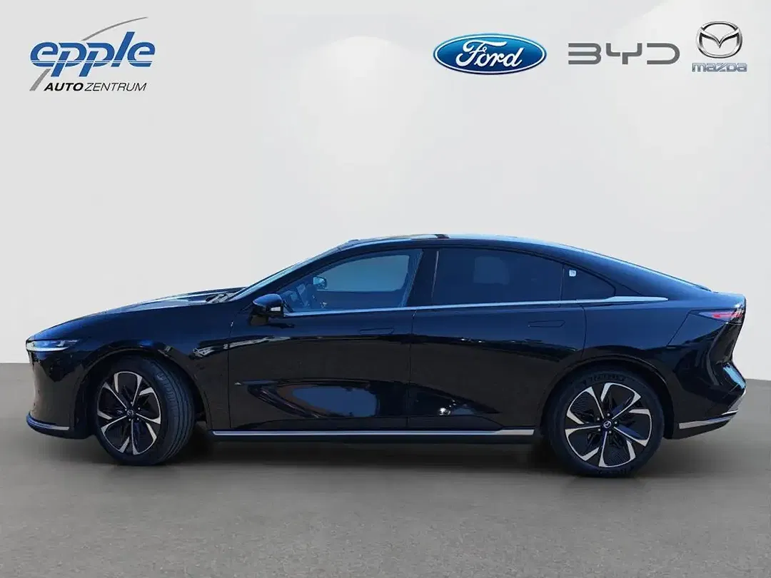 Mazda 6e - Thumbnail 3