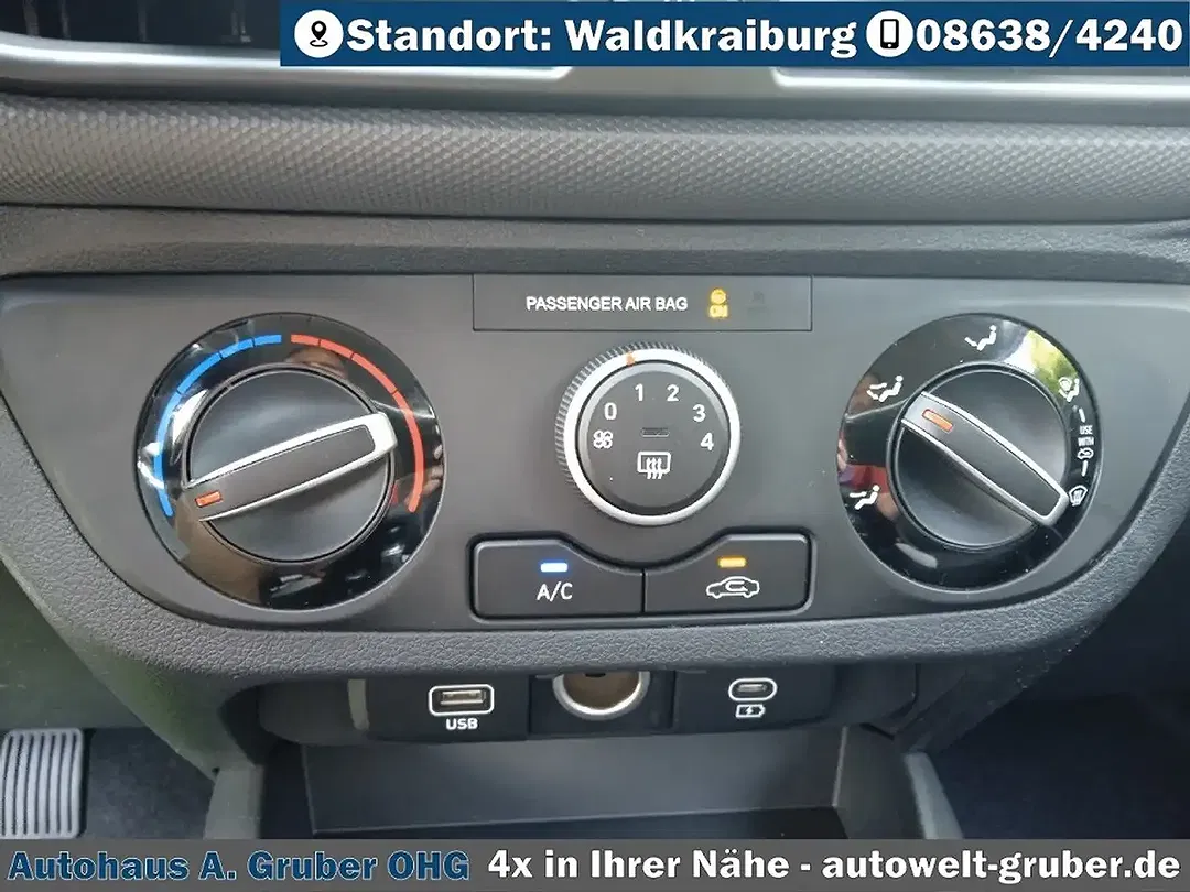 Hyundai i10 - Thumbnail 15
