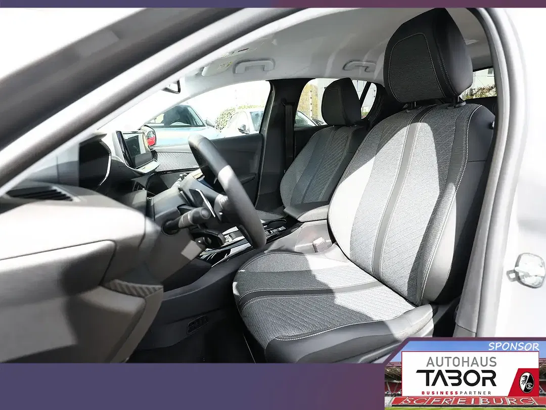 Peugeot 208 - Thumbnail 6