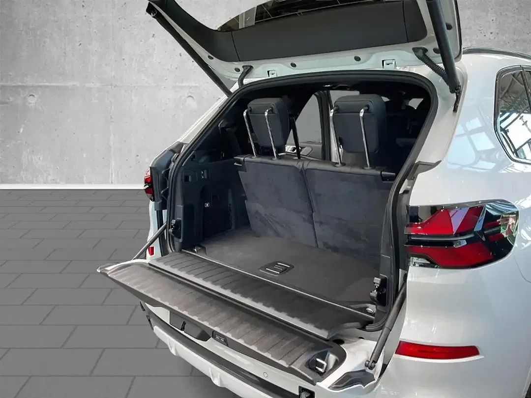 BMW X5 - Thumbnail 14