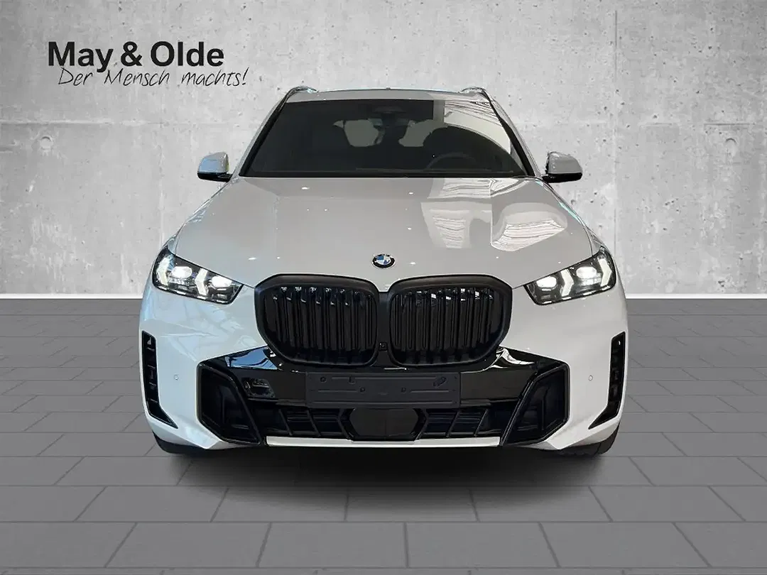 BMW X5 - Thumbnail 2