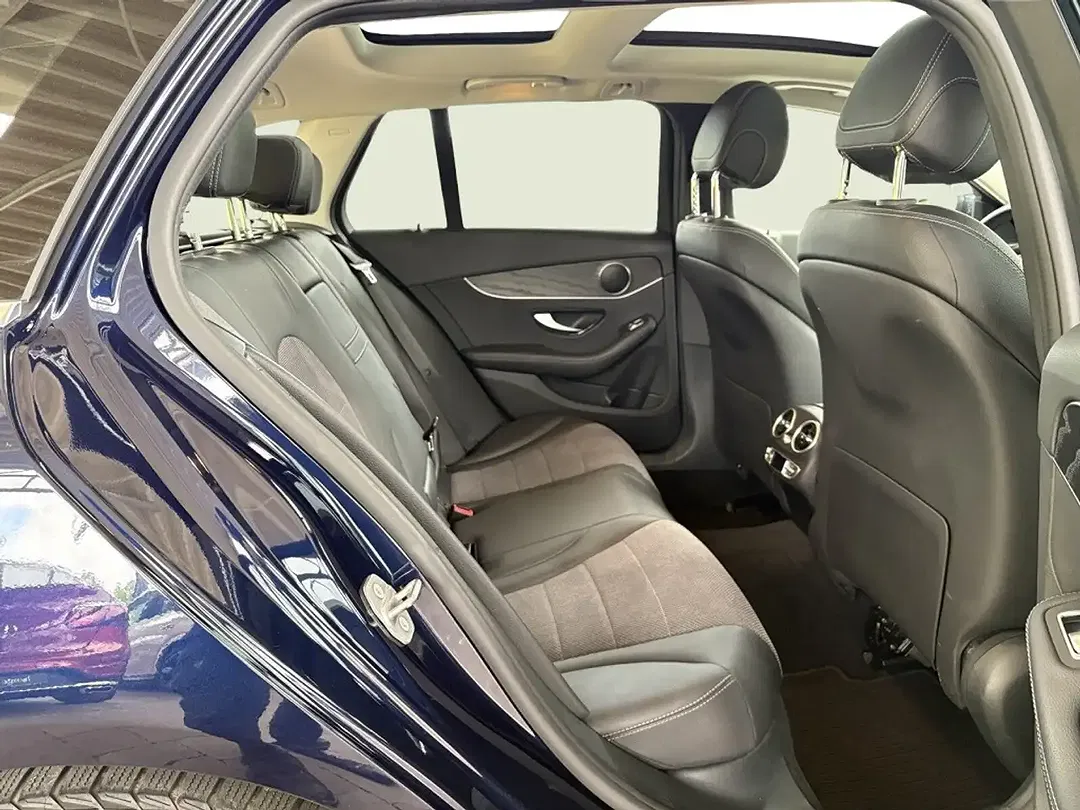 Mercedes-Benz C 220 - Thumbnail 13
