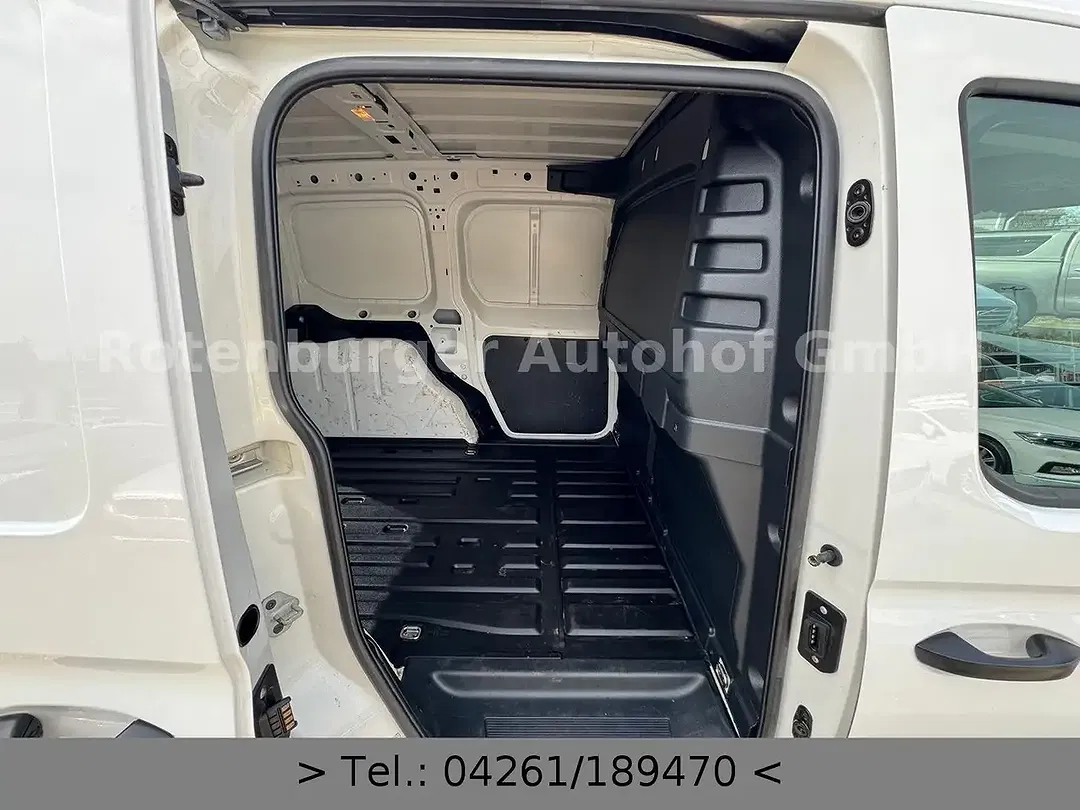 Volkswagen Caddy - Thumbnail 11