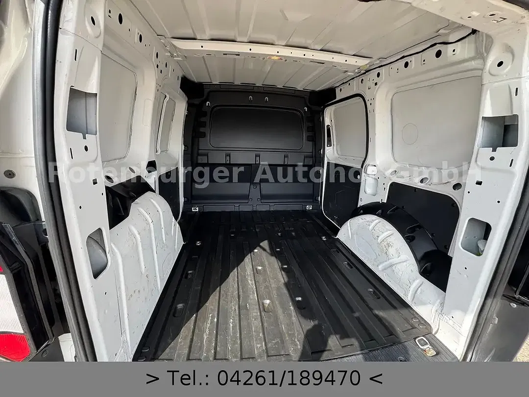 Volkswagen Caddy - Thumbnail 9