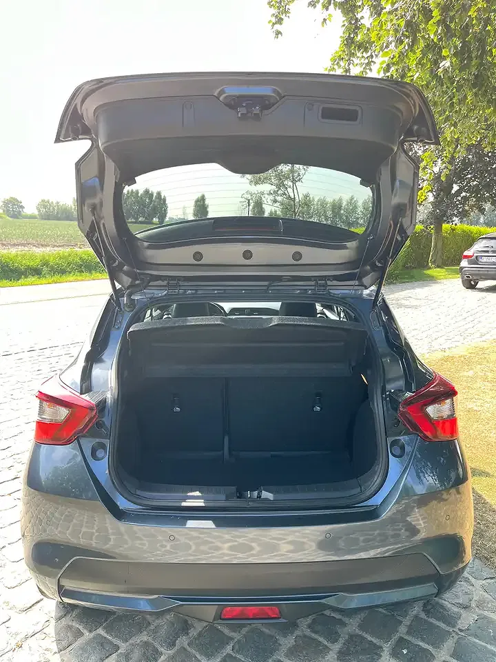 Nissan Micra - Thumbnail 8
