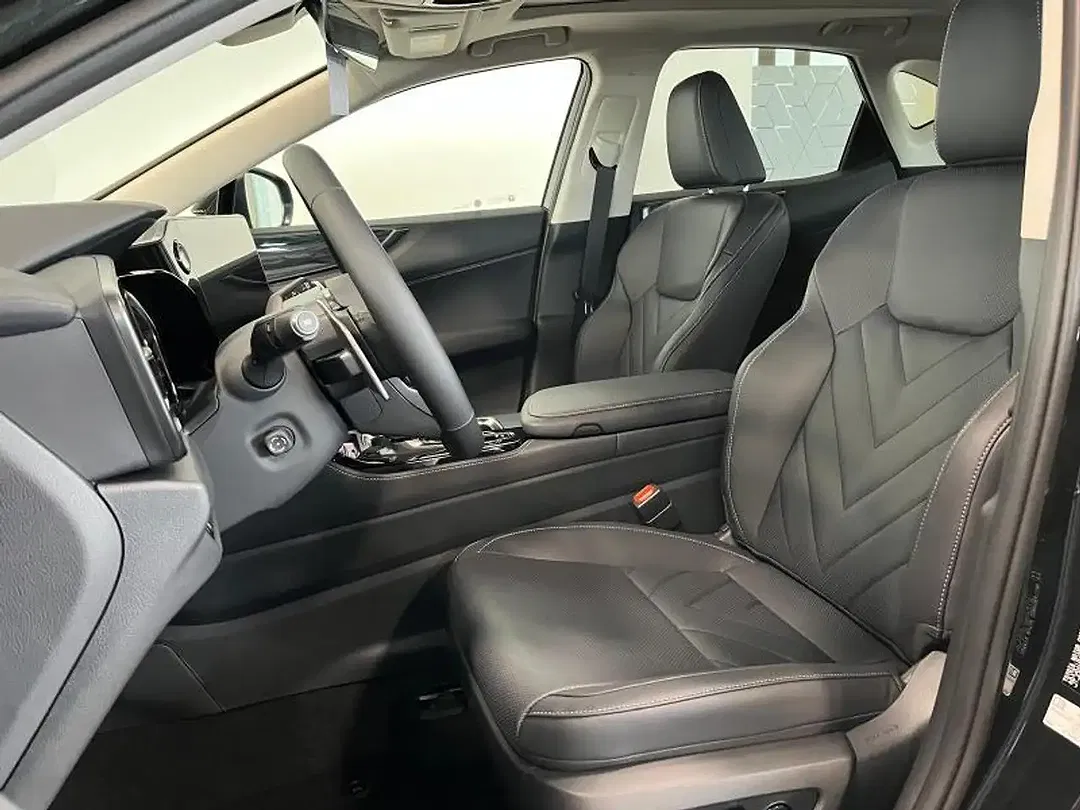 Lexus NX 450h+ - Thumbnail 12
