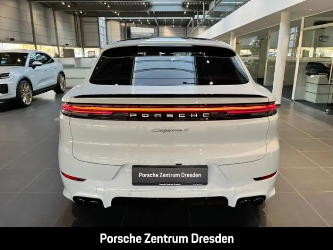 Porsche Cayenne - Thumbnail 10