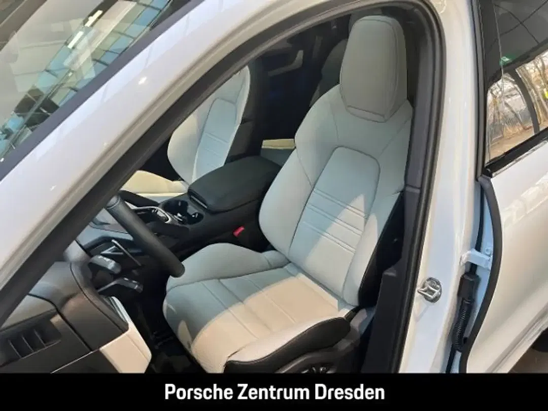Porsche Cayenne - Thumbnail 5