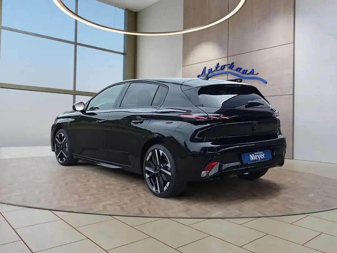 Peugeot 308 - Thumbnail 3